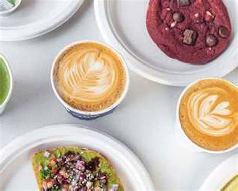 -320° Coffee & Creamery