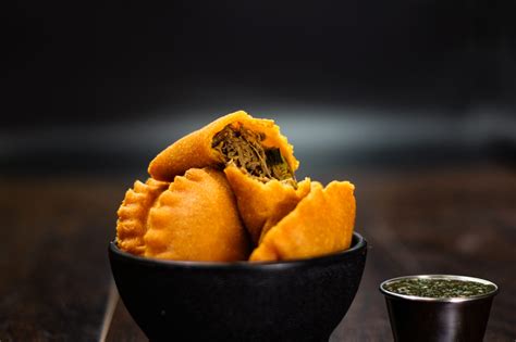 Mecatos Bakery & Café