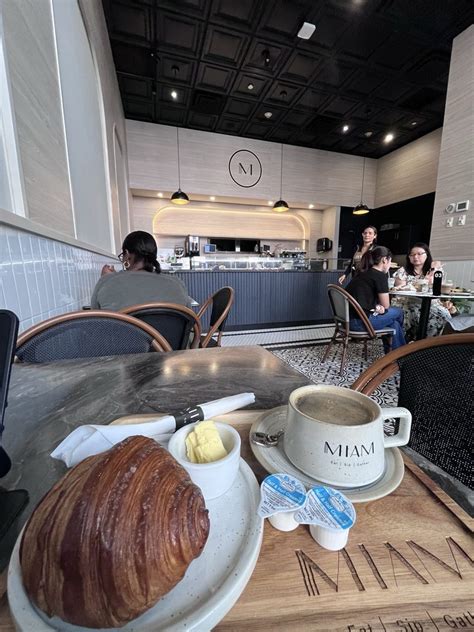 MIAM CAFE - FORT LAUDERDALE