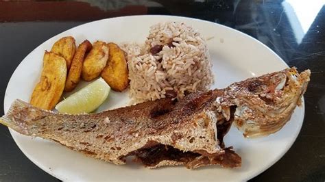 Clive's Cafe Little Haiti