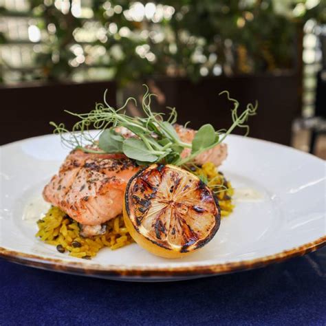 La Terraza Cafe And Bar