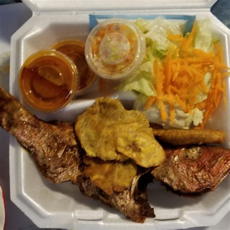 Beignets Caribbean Cafe