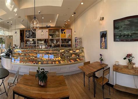 Lavender Bakery & Cafe'