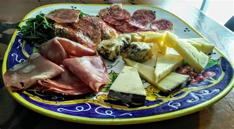 Siamo Napoli Restaurant