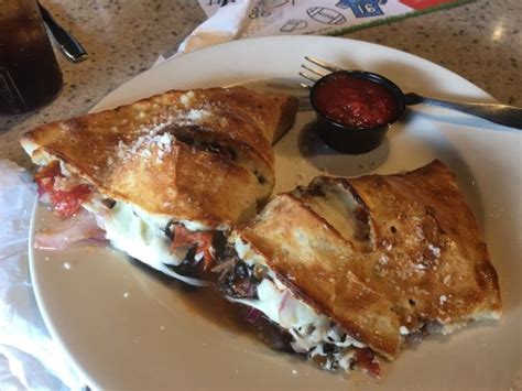 Oggi's Sports | Brewhouse | Pizza