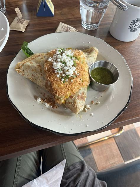 PRESS Coffee Crêpes Cocktails