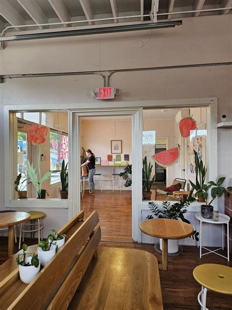 Omie's Coffee Shop and Roastery