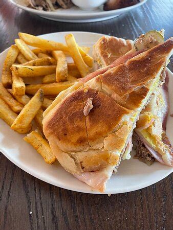 Calle Sol Latin Café & Cevicheria