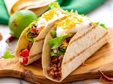 Istanbul Cafe - Gyro & Wings