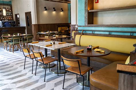 The River Run Cafe & Lounge