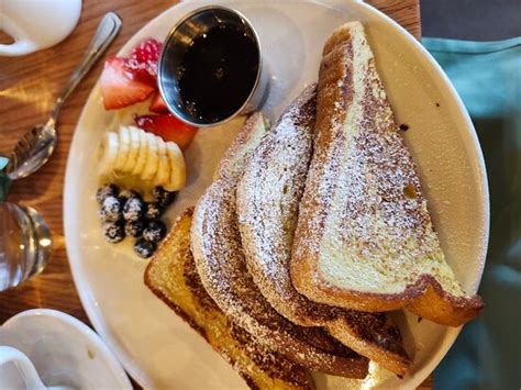 Grove Brunch Café El Paso West - Healthy Brunch & Signature Cocktails