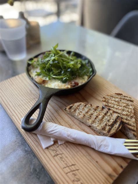 Café Hagen Modern All-Day Cafe