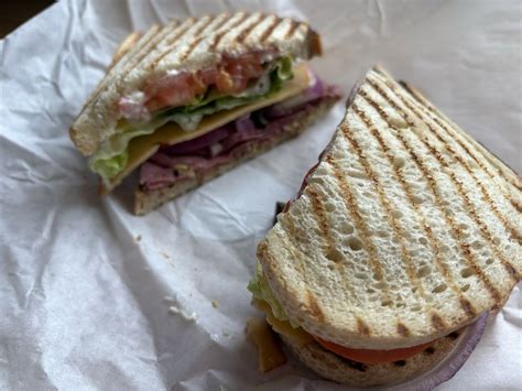 Metropolitan Deli and Cafe