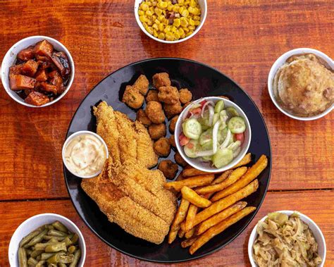 Juicy's Soul Food Cafe