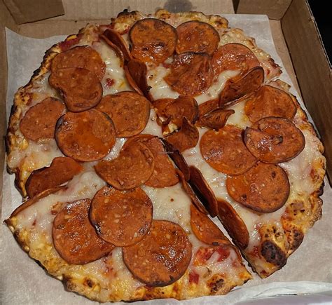 Red Tomato Pizza House