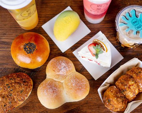 Le C's Patisserie & Tea House