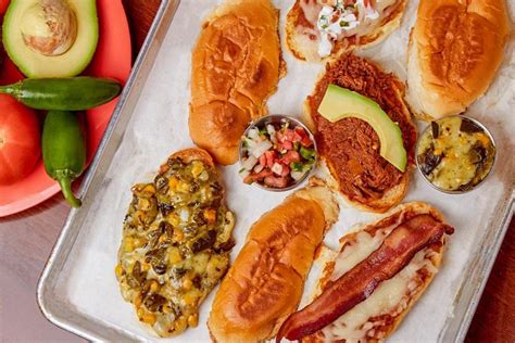 Bolillos Cafe Central