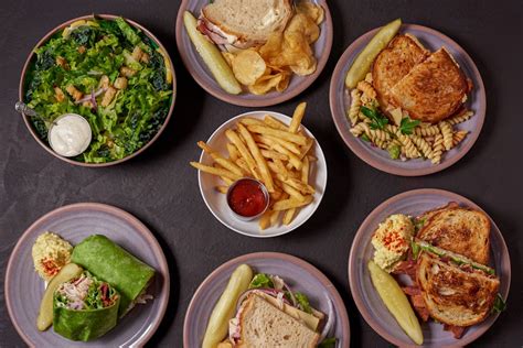 Ross Island Grocery & Cafe