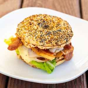 Puddletown Bagels Bakery & Cafe