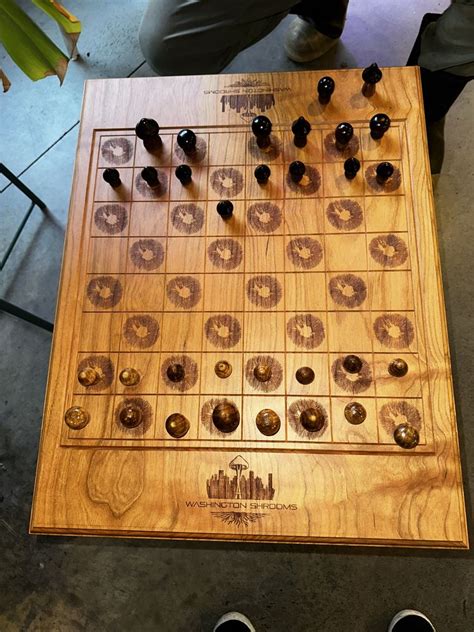 Los Hongos Cafe and Plant Bar