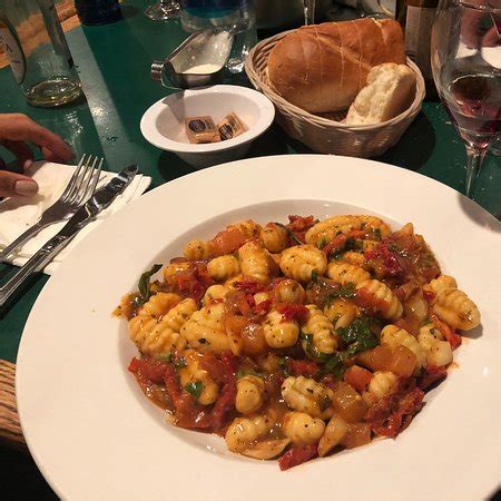 Marri's Pizza & Pasta