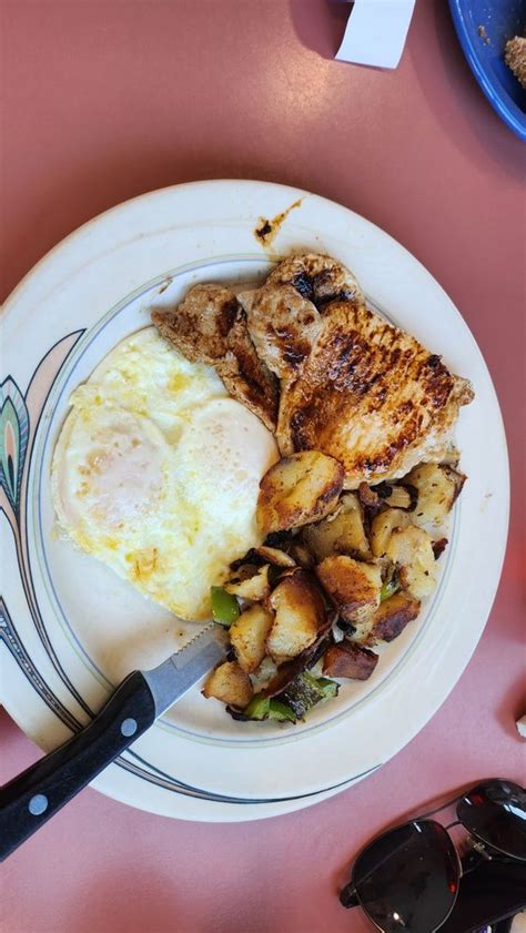 Sunshine & Tailwinds Cafe