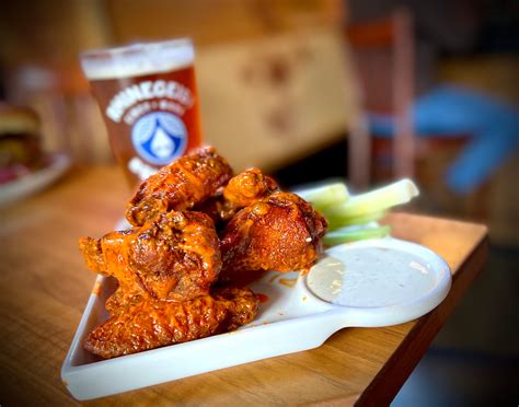 O'Malleys In the Alley