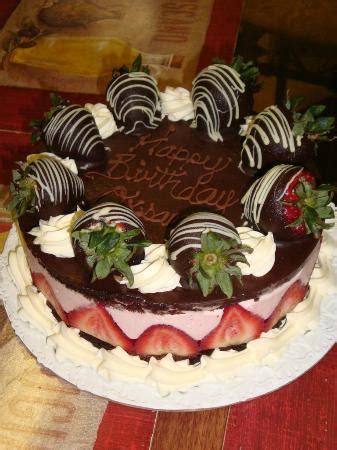 Cousin John's Cafe & Bakery