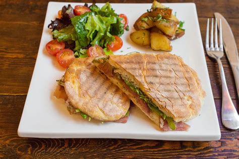 Senza Gluten by Jemiko - 100% Gluten Free Cafe & Bakery