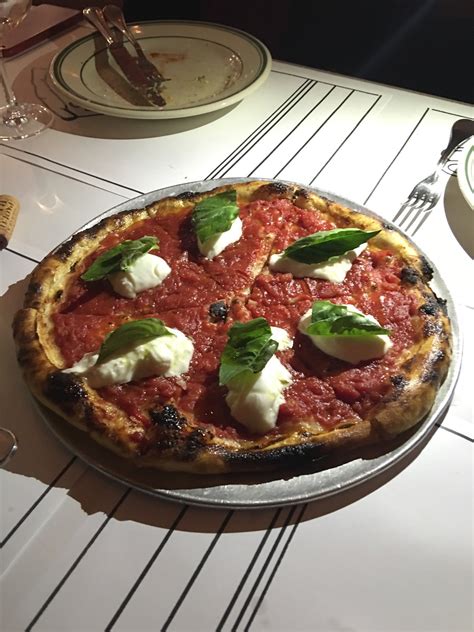 Jon & Vinny's Fairfax