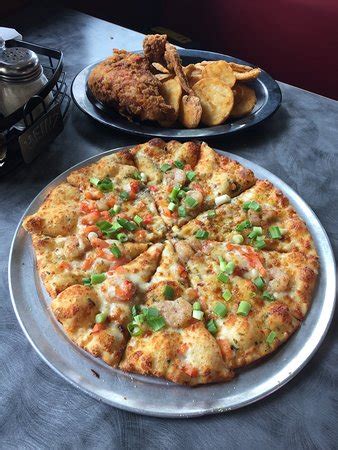 Shakey's Pizza Parlor