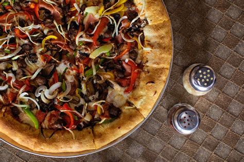 Filippis Pizza Baja Malibu