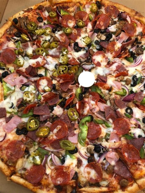 Mike's Giant New York Pizza