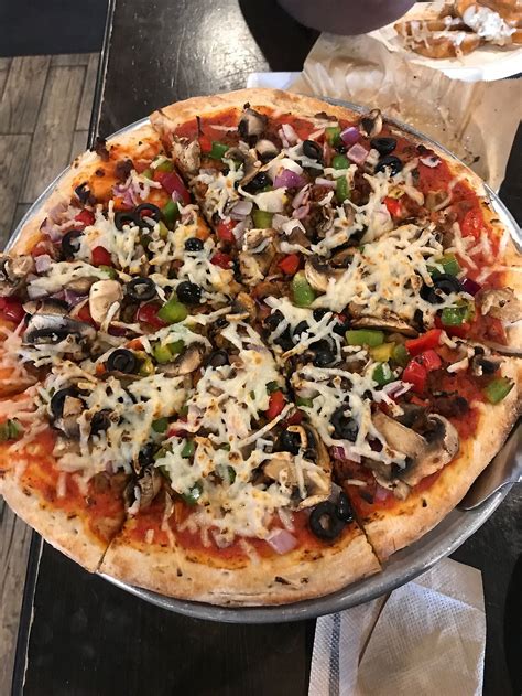 Bakersfield Pizza Co. & Bar