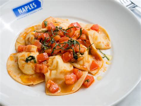 Naples Ristorante E Bar