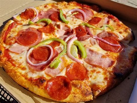 Longboards Beach Fired Pizza - Golden Valley