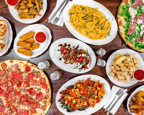 Denino’s Pizzeria & Tavern