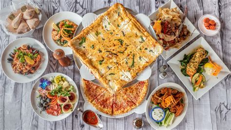 La Famiglia Ristorante, Pizzeria & Catering Maplewood