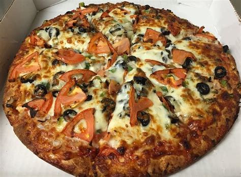 B.C.'s Pizza