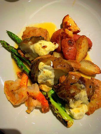 Andiamo Detroit Riverfront