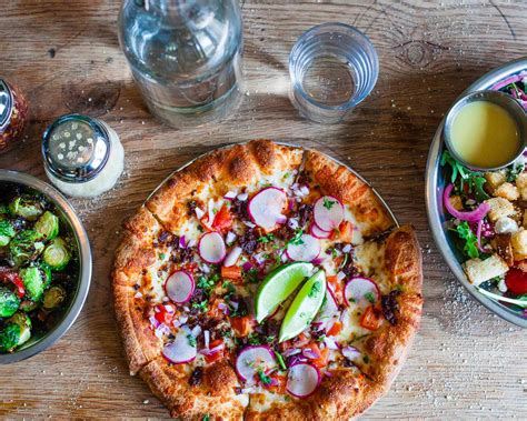 Pure Pizza on The Plaza