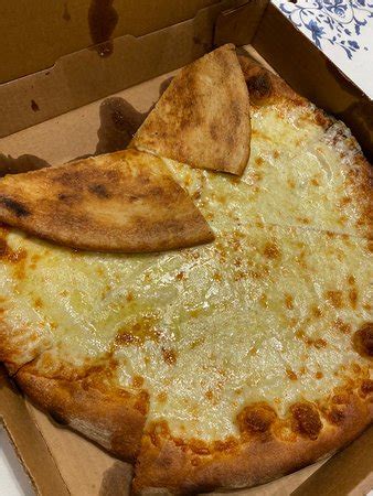 Luisa's Brick Oven Pizzeria