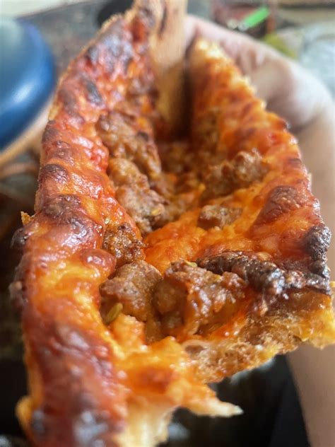 Benny Ferrovia’s Pizza