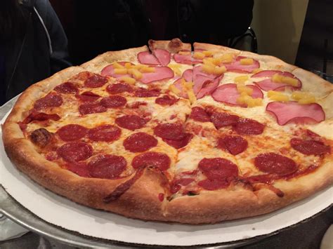 Dewey's Pizza - U-City