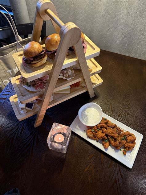 Buddy's Local Grill & Bar