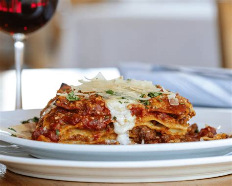 Leo's Italian Social