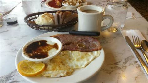 Pam's Farmhouse Restaurant