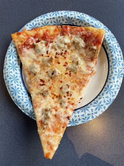 Pino's Pizzeria - St. Paul