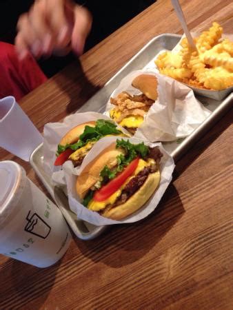 Shake Shack River North
