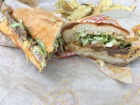 Ike's Love & Sandwiches